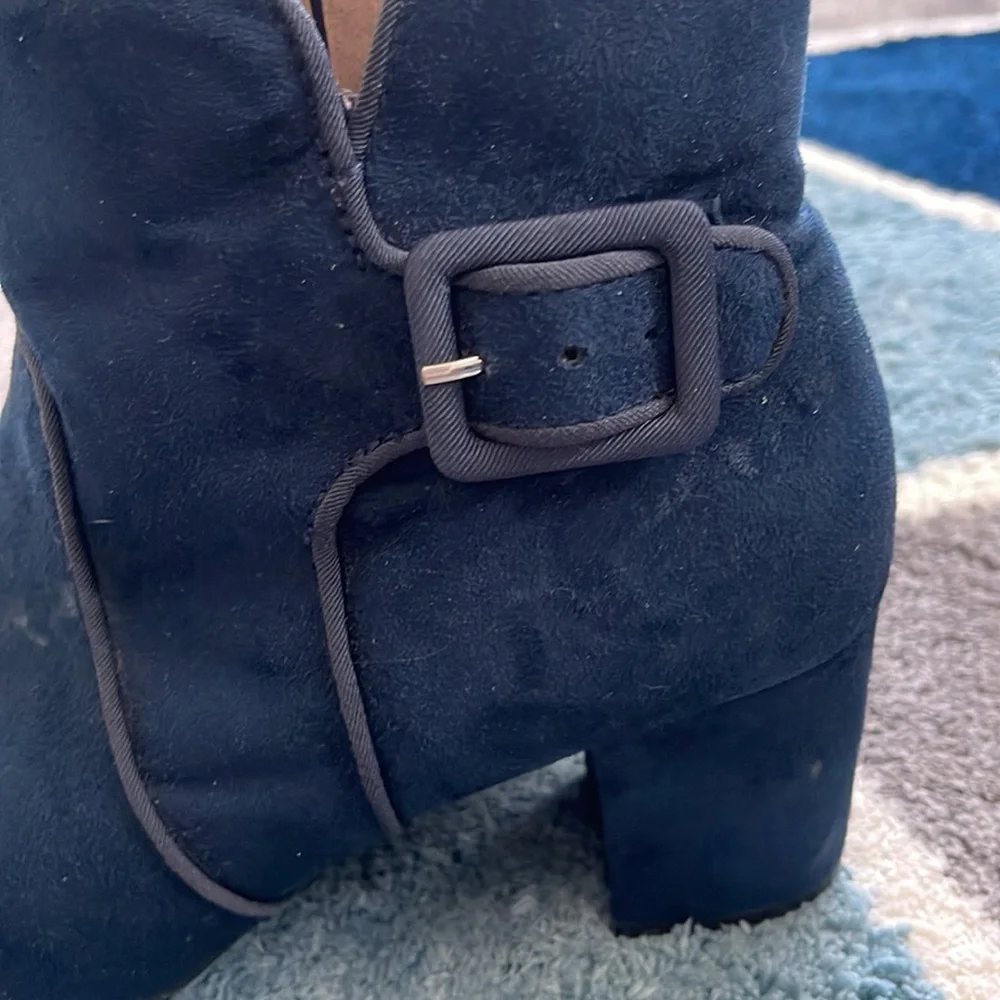 White Mountain Blue Ankle Boots